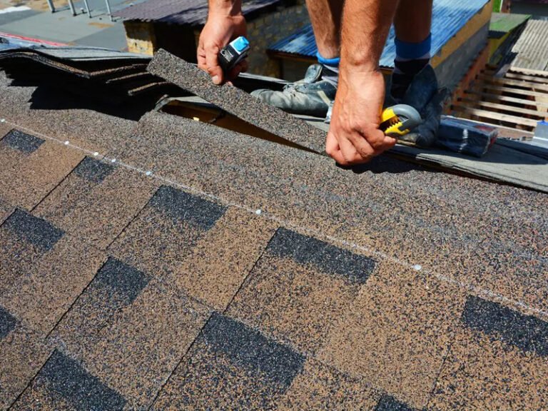 Brooklyn Roofing Experts (5 Signs of a Roof Issue That Need Immediate Attention)